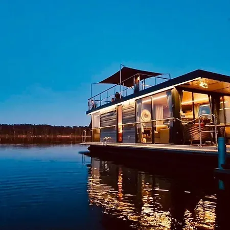 Design Hausboot Am Bei Berlin Mit Sauna Und Kamin