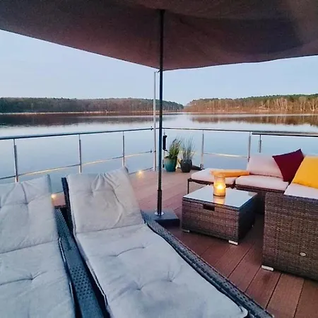 Botel Design Hausboot Am Bei Berlin Mit Sauna Und Kamin