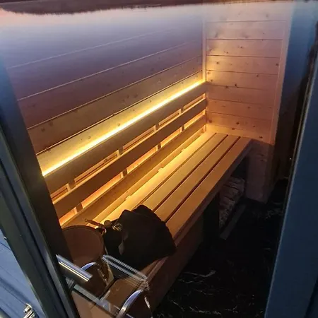 Botel Design Hausboot Am Bei Berlin Mit Sauna Und Kamin Niederdorla